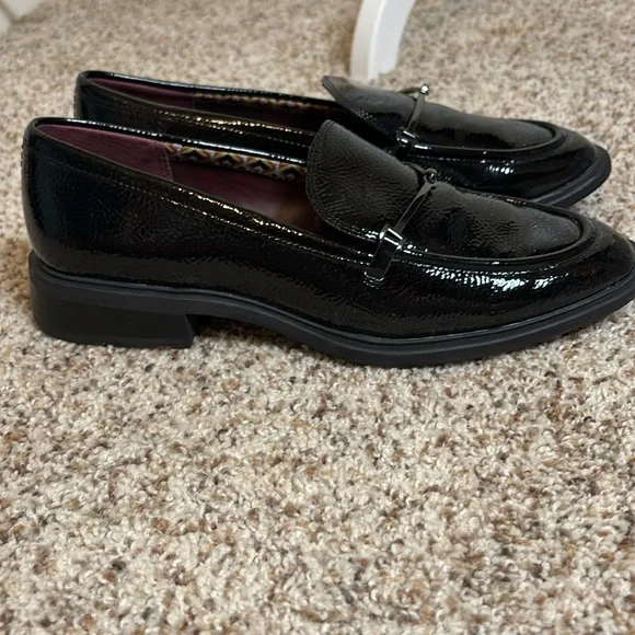 Sarto by Franco Sarto Black Patent Loafers - Picture 2 of 7